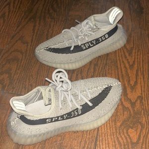 Yeezy 350 Boost, worn twice, look new